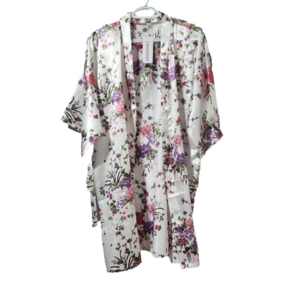NWT Luxurysmart robe